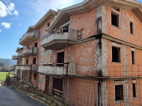 intera palazzina in vendita a Città Sant'Angelo