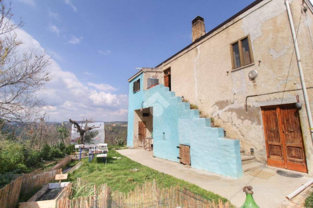 casale in vendita a Città Sant'Angelo