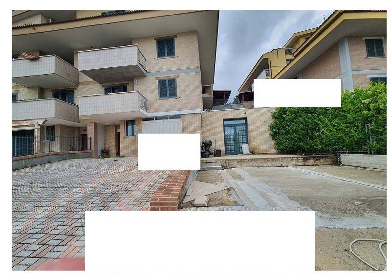 casa indipendente in vendita a Città Sant'Angelo
