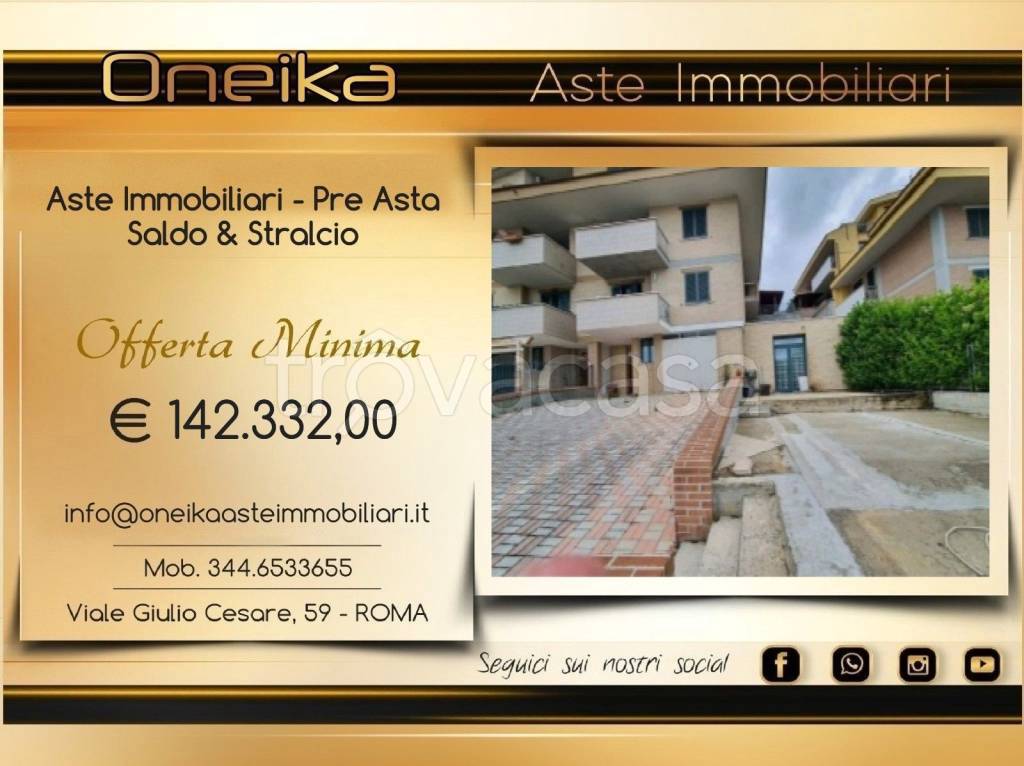 casa indipendente in vendita a Città Sant'Angelo