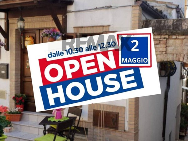 casa indipendente in vendita a Città Sant'Angelo
