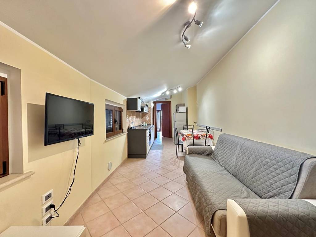 appartamento in vendita a Città Sant'Angelo in zona Fonte Umano
