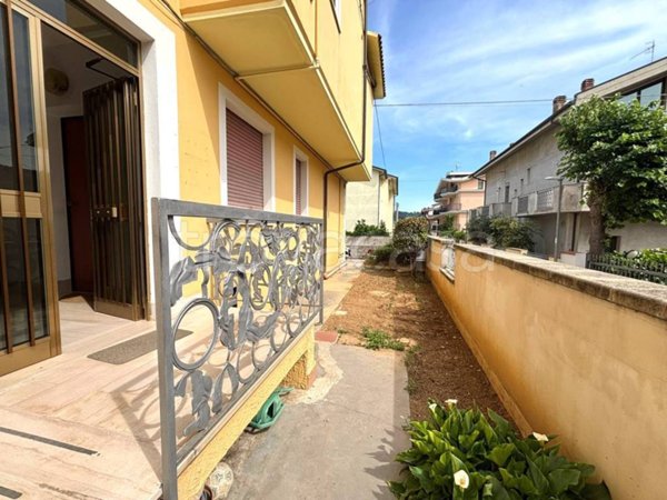 appartamento in vendita a Città Sant'Angelo in zona San Martino