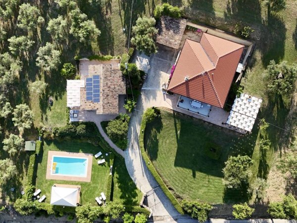 casa indipendente in vendita a Città Sant'Angelo in zona Sant'Agnese