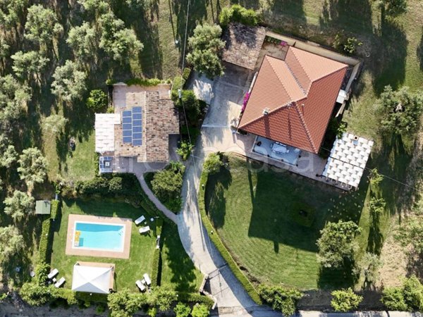 casa indipendente in vendita a Città Sant'Angelo in zona Sant'Agnese