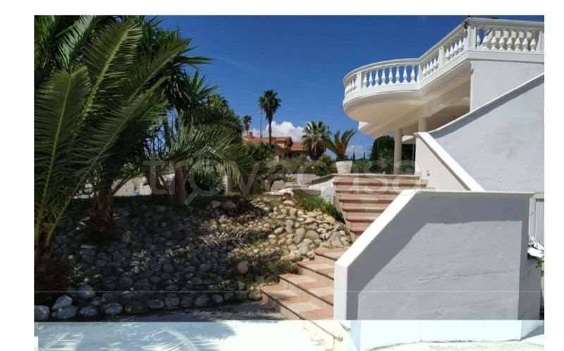 appartamento in vendita a Città Sant'Angelo in zona Fonte Umano