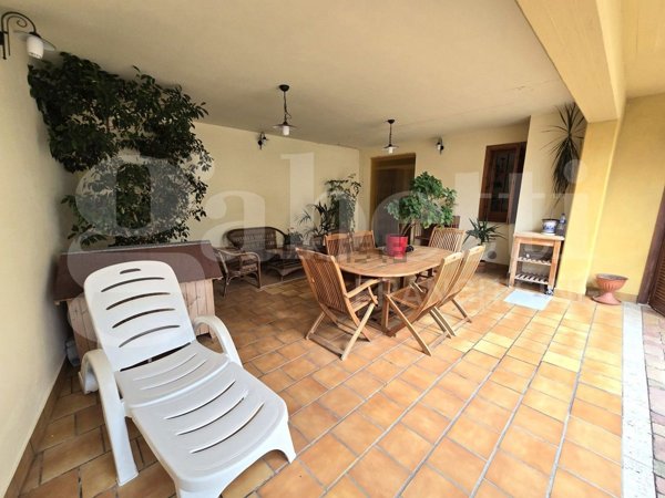 casa indipendente in vendita a Città Sant'Angelo
