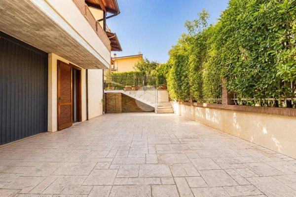 appartamento in vendita a Città Sant'Angelo in zona San Martino