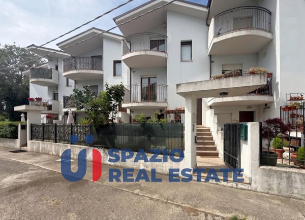 casa indipendente in vendita a Città Sant'Angelo