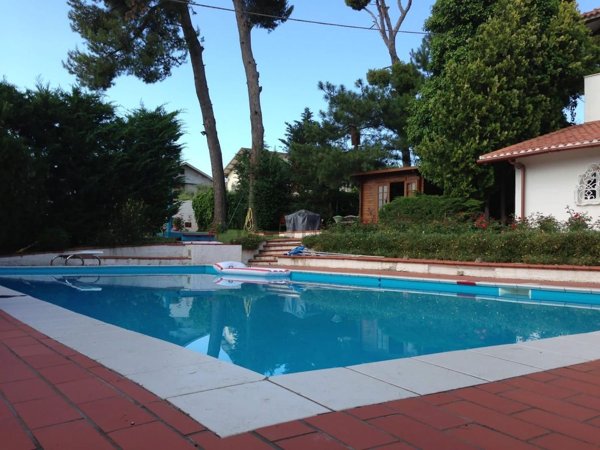 casa indipendente in vendita a Città Sant'Angelo in zona Madonna della Pace