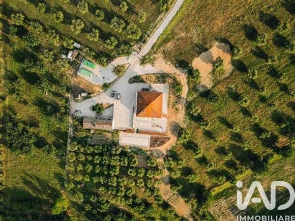 casa indipendente in vendita a Città Sant'Angelo