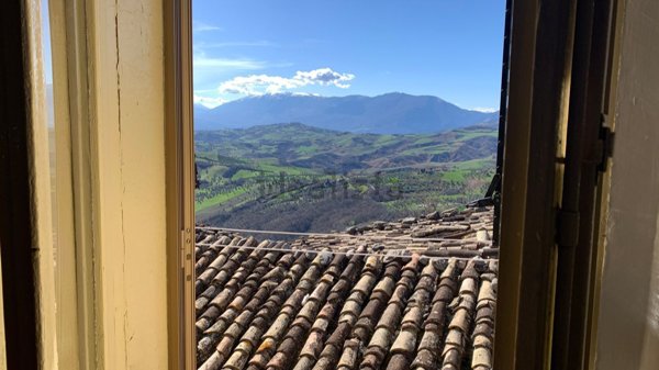 appartamento in vendita a Civitaquana