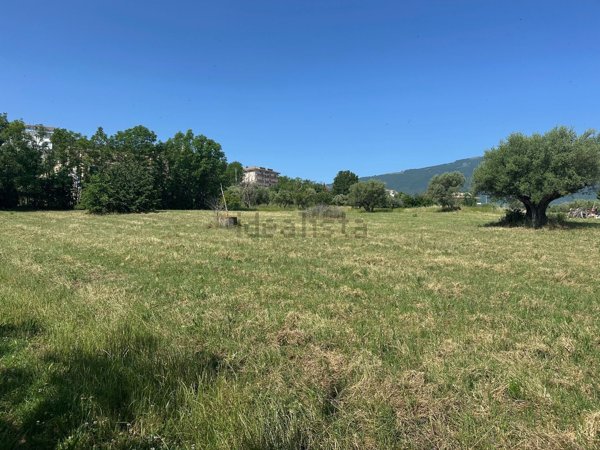 terreno edificabile in vendita a Civitaquana