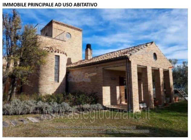 casa indipendente in vendita a Civitaquana