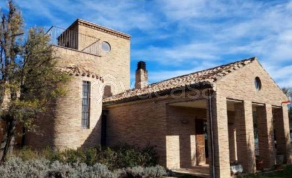 casa indipendente in vendita a Civitaquana