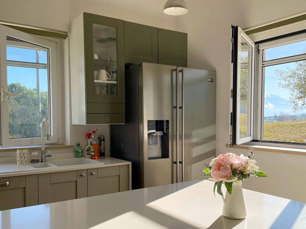 casa indipendente in vendita a Civitaquana