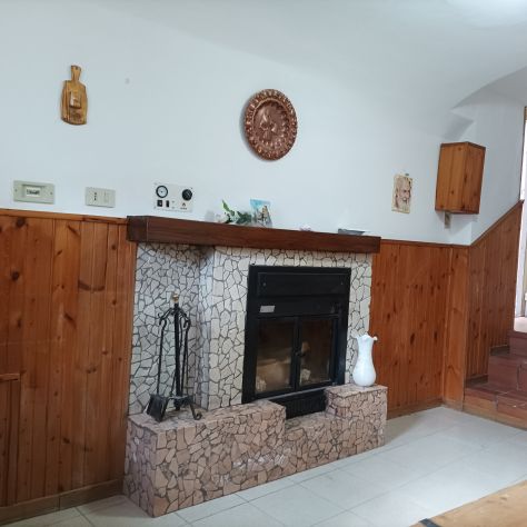 casa indipendente in vendita a Civitaquana