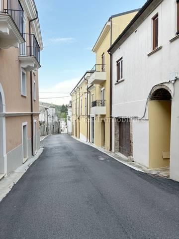 casa indipendente in vendita a Civitella Casanova