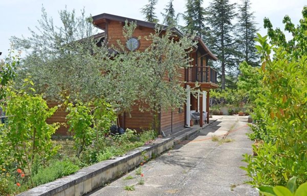 casa indipendente in vendita a Civitella Casanova
