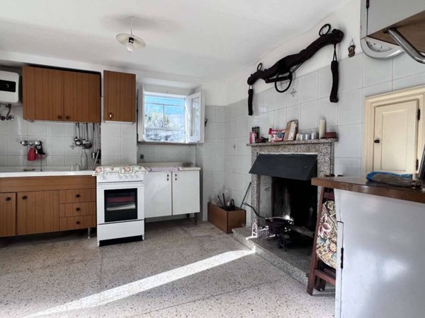 casa indipendente in vendita a Civitella Casanova
