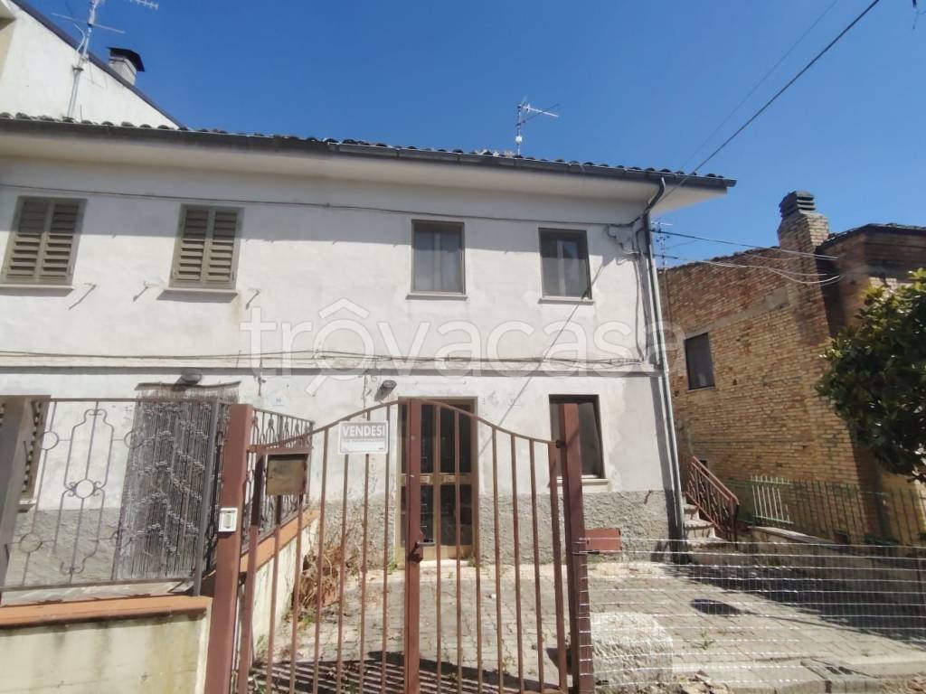 casa indipendente in vendita a Civitella Casanova