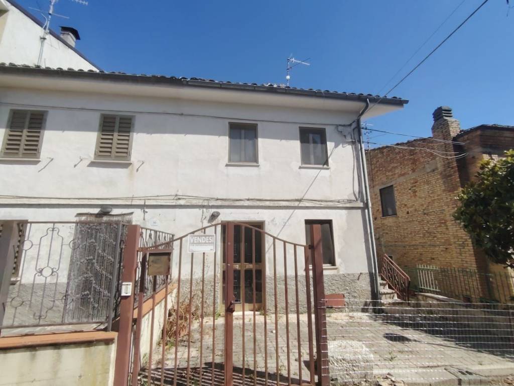 appartamento in vendita a Civitella Casanova