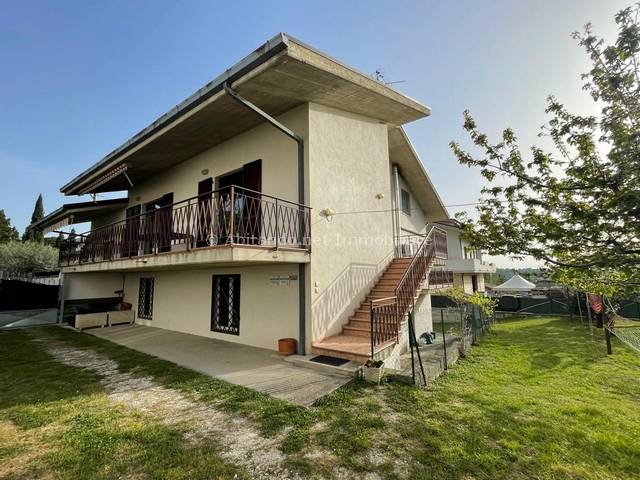 casa indipendente in vendita a Civitella Casanova