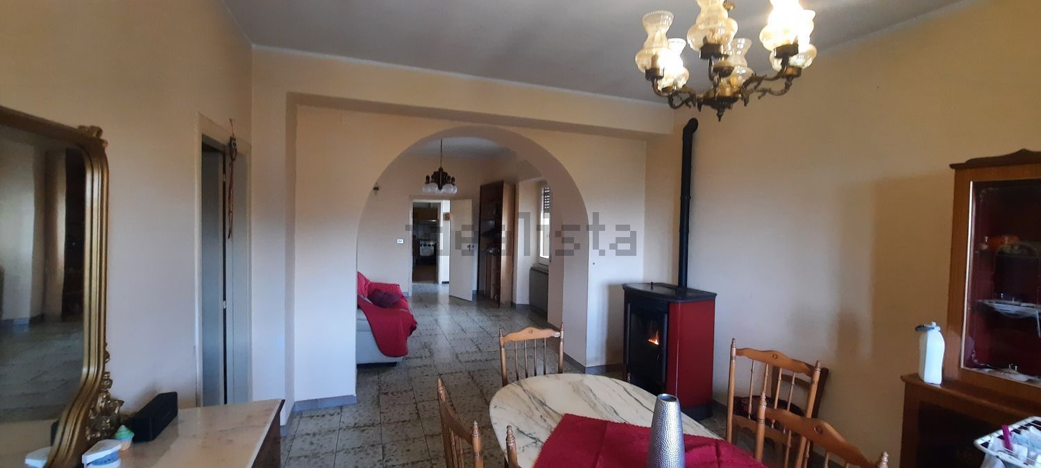casa indipendente in vendita a Civitella Casanova in zona Santanello