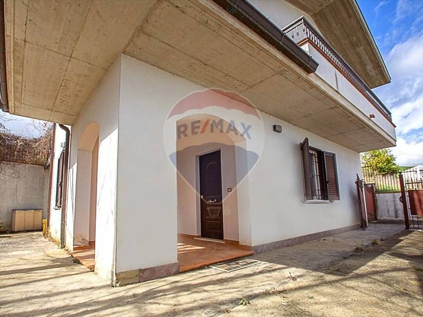 casa indipendente in vendita a Civitella Casanova