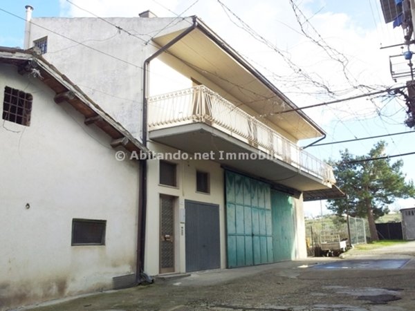 casa indipendente in vendita a Civitella Casanova
