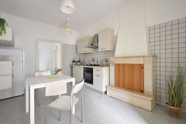 appartamento in vendita a Collecorvino in zona Santa Lucia