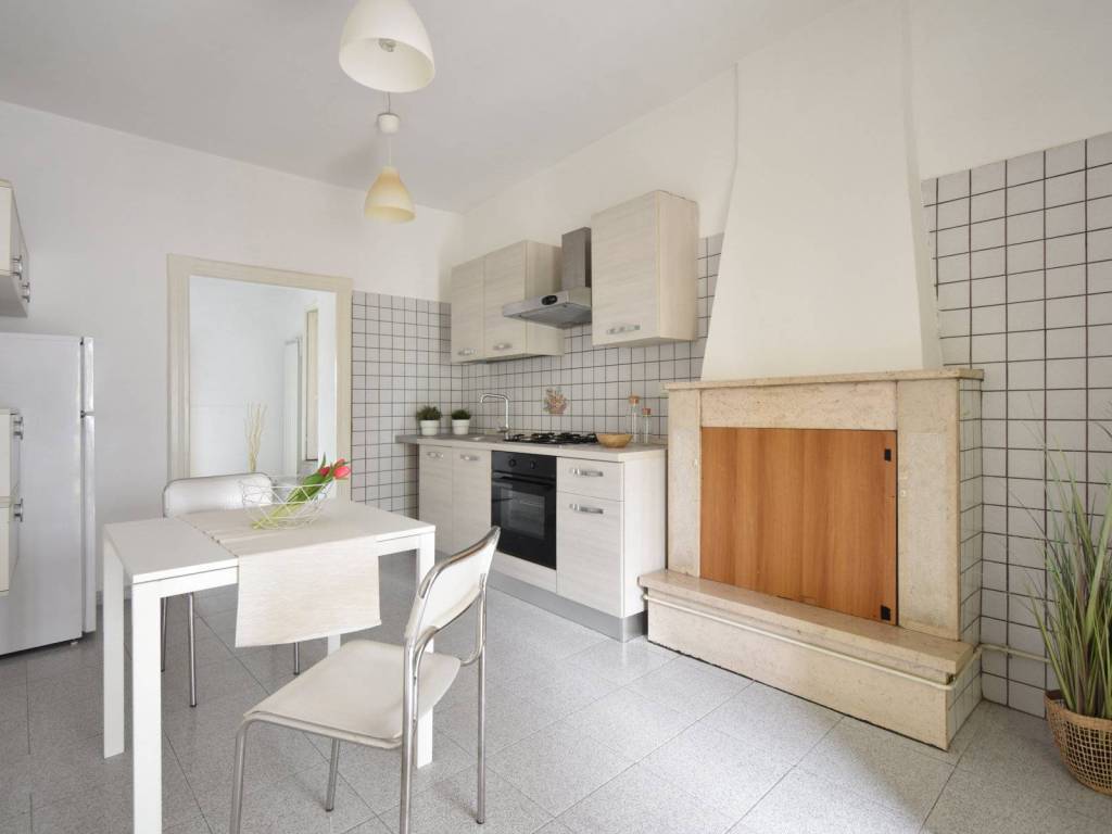 appartamento in vendita a Collecorvino in zona Santa Lucia