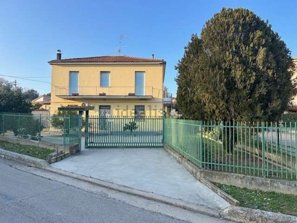 appartamento in vendita a Collecorvino