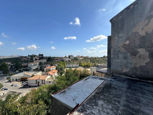 appartamento in vendita a Collecorvino