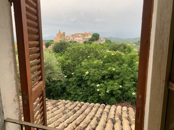 casa semindipendente in vendita a Collecorvino