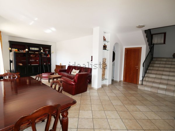 casa indipendente in vendita a Collecorvino