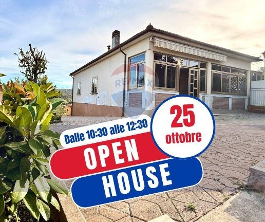 casa indipendente in vendita a Collecorvino in zona Barberi