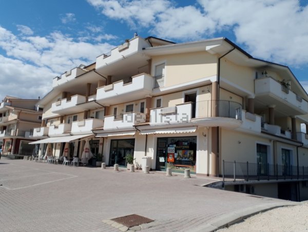 appartamento in vendita a Collecorvino