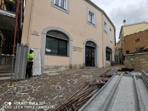 locale commerciale in vendita a Collecorvino