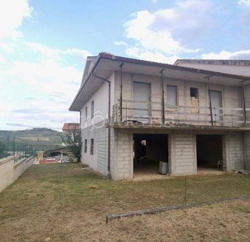 appartamento in vendita a Collecorvino