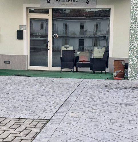 negozio in vendita a Collecorvino