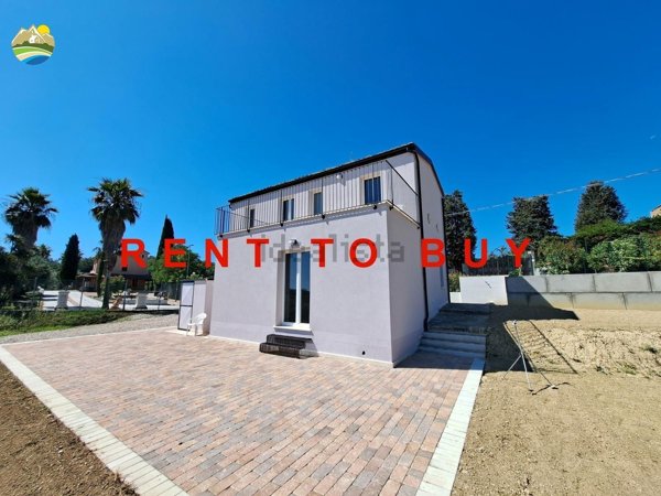 casa indipendente in vendita a Collecorvino