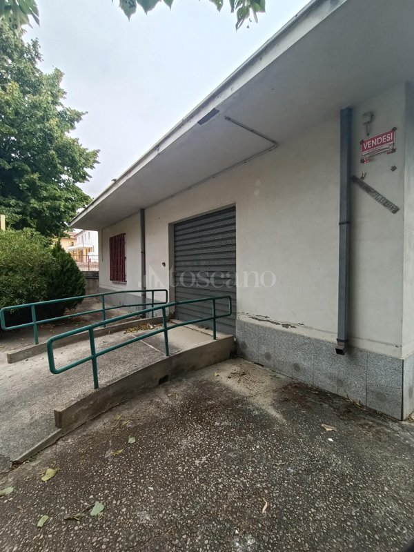 casa indipendente in vendita a Collecorvino