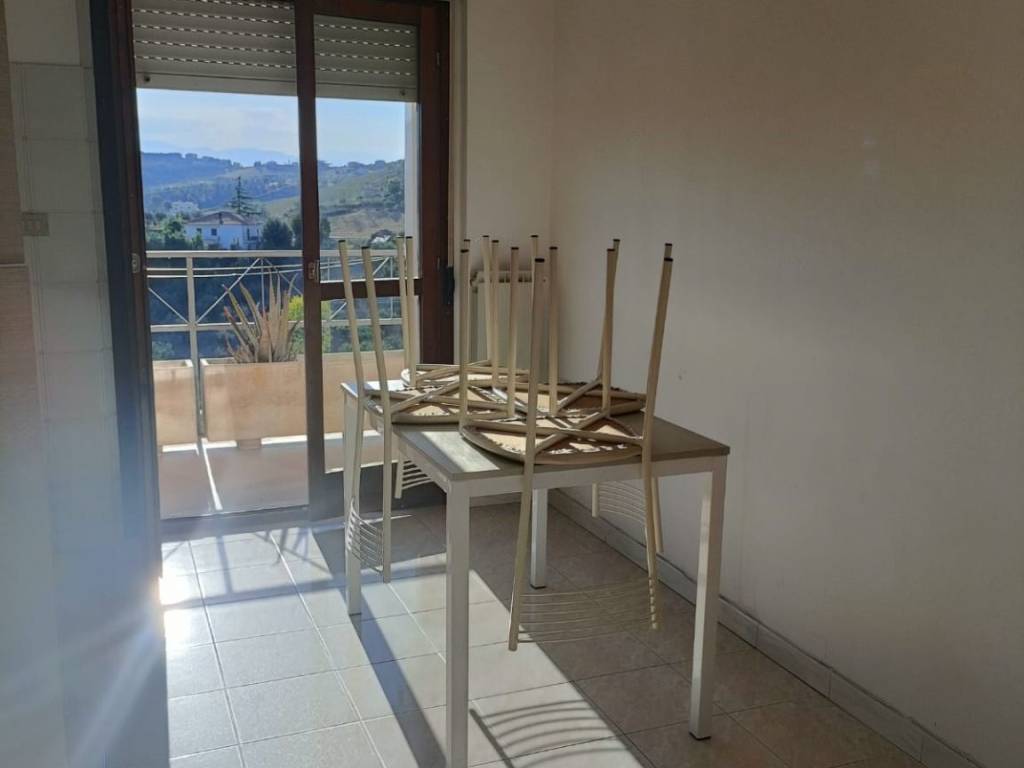 appartamento in vendita a Collecorvino