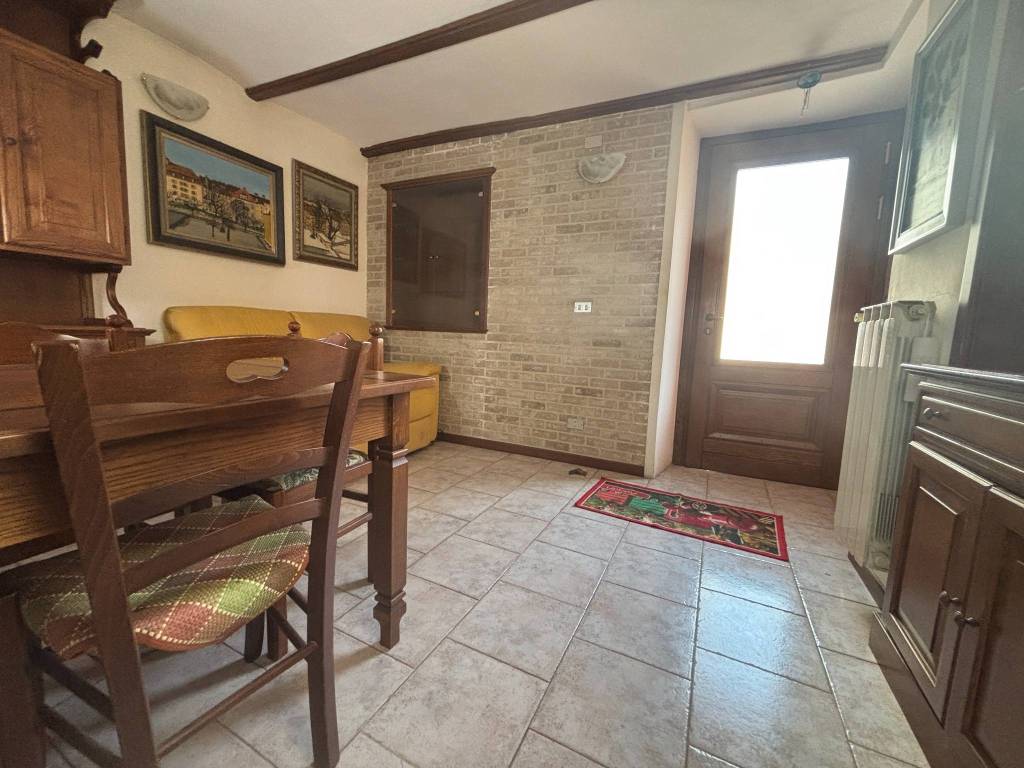 appartamento in vendita a Collecorvino