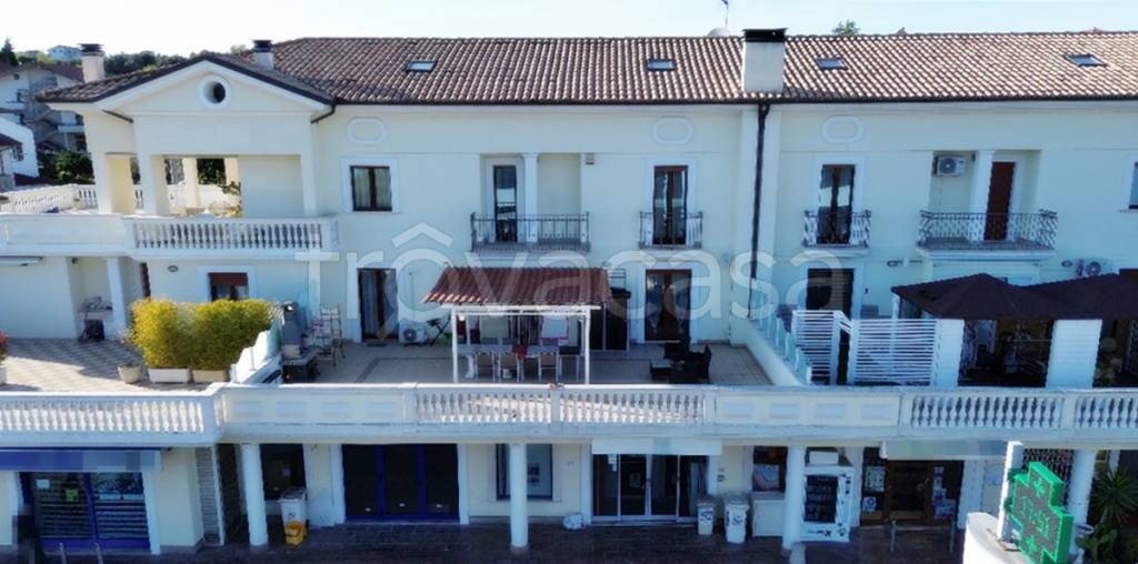 appartamento in vendita a Collecorvino