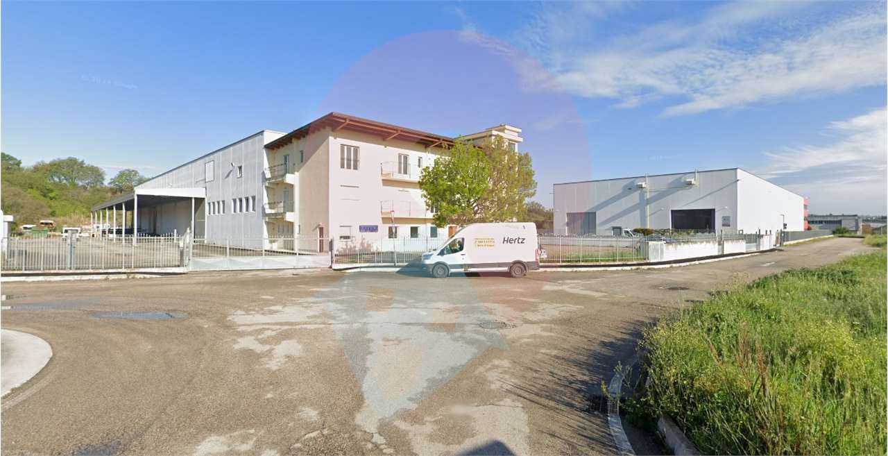 terreno in vendita a Collecorvino in zona Congiunti