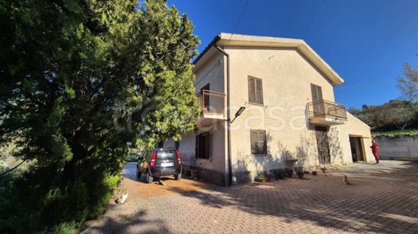 casa indipendente in vendita a Cugnoli