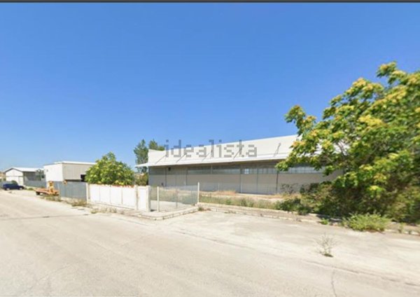 capannone in vendita a Cugnoli