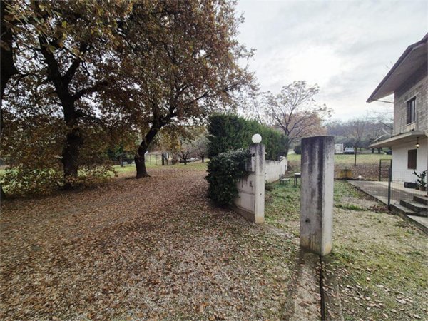 casa indipendente in vendita a Cugnoli in zona Vallarno